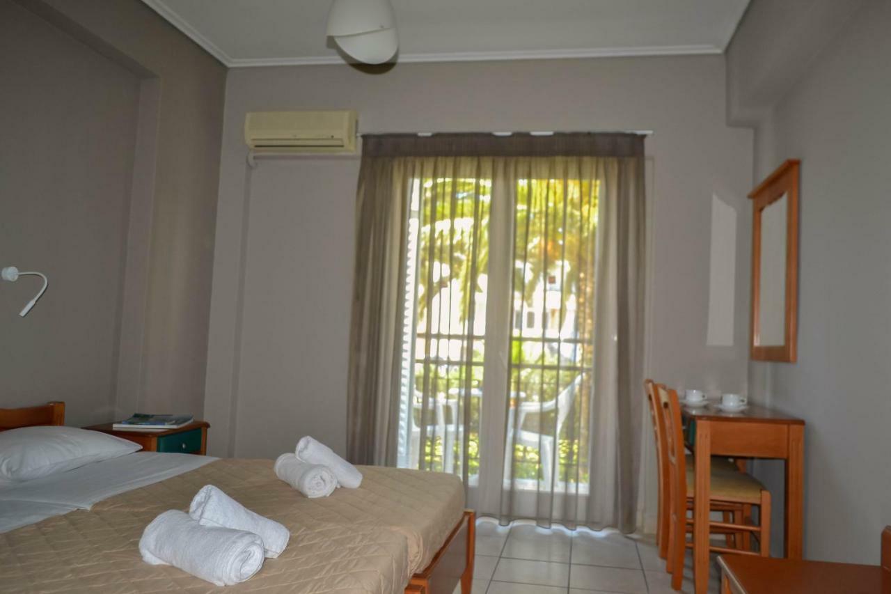 Hotel Olympia Laganas Esterno foto